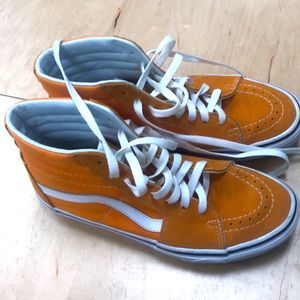 Vans Suede High Top Skate Shoe